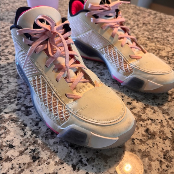 JORDAN 38 LOW - Picture 6 of 7